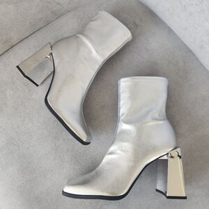 Gianni Bini booties 9.5 silver mirror block heel Border-Line square toe new $110